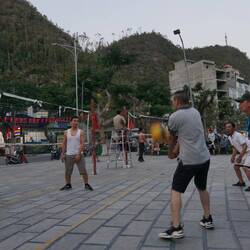 Volleyball Session mit den Locals