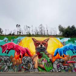 Auszug aus dem Streetart-Kunstwerk „110 Schritte bis zum Meer“ des Künstlers Ozearv, November 2024