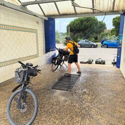 Der Bock wurde mal wieder gewaschen und geschmiert.