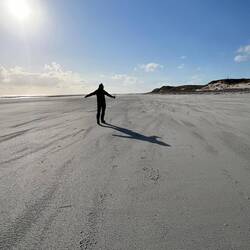 Strand, Leif, nichts