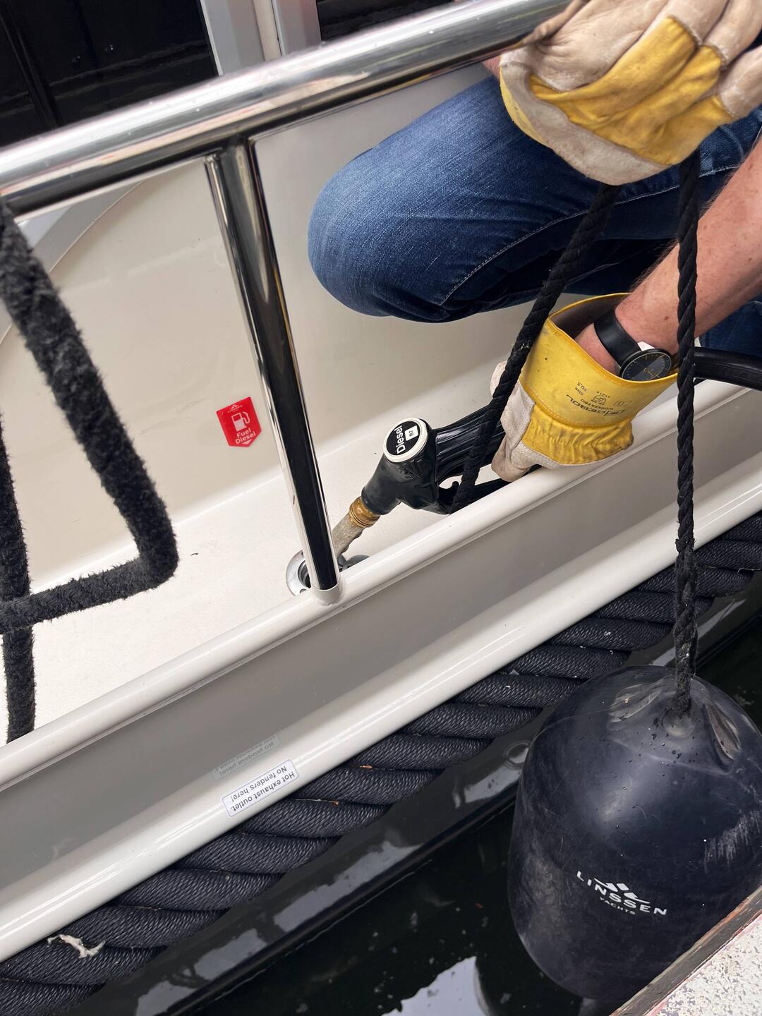 Bootstankstellenzapfpistoleneinfüllöffnung