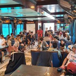 Und hier wird das Essen serviert