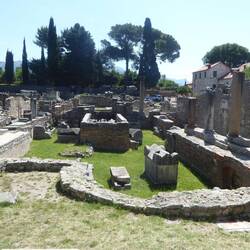 The Manastrine - a Funerary basilica outside the walls