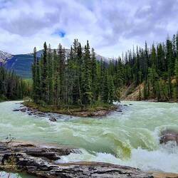 Sunwapta Fall