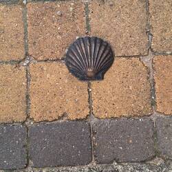 Óbanos has the prettiest Camino markers 😍