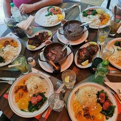 Samstags gibt es Feijoada und wir lieben es!