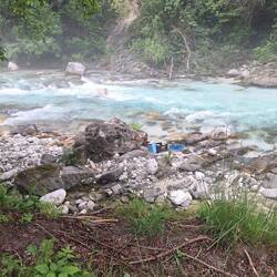 Wer keinen Strom hat, nutzt den natürlichen Kühlschrank
