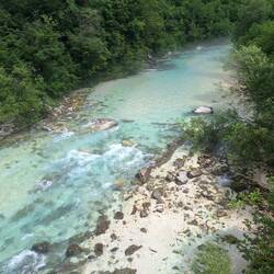 Der Fluss dampft ...