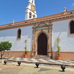 Not open so we couldn't go in