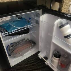 Für die 100 km durch die Wüste waren wir Getränke-technisch gut ausgerüstet