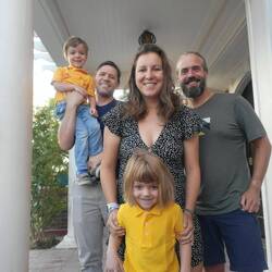 Unser Couchsurfer Ben mit Elouise und Walter