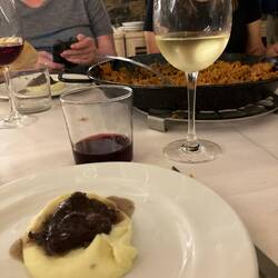 Pork cheeks with mashed potatoes