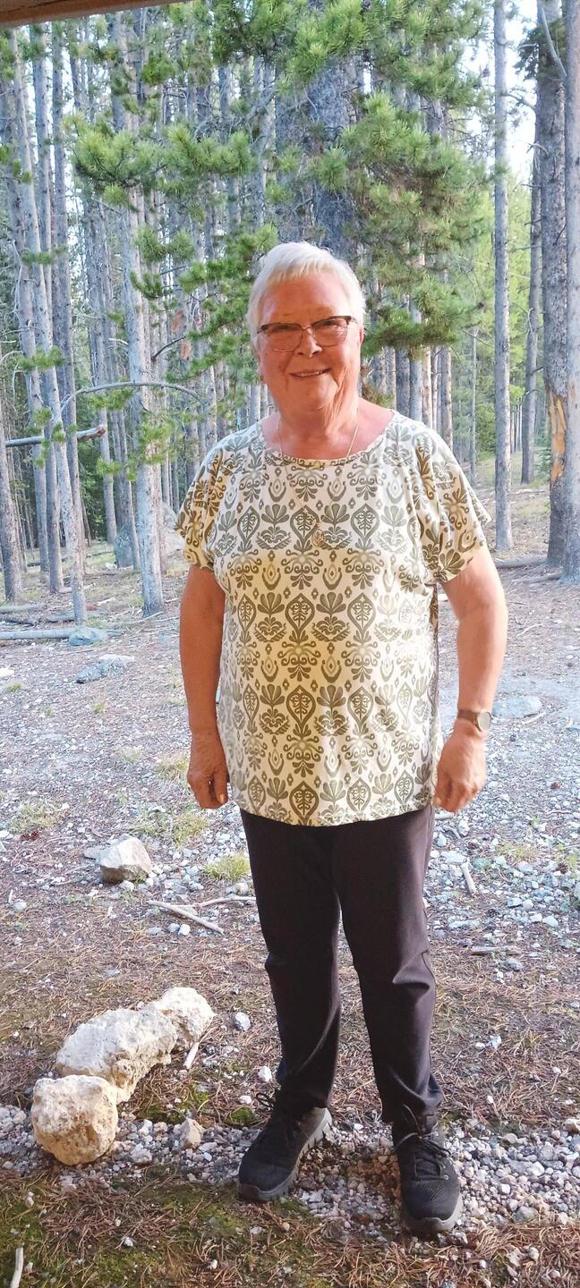 Ulla lige uden for vores hytte