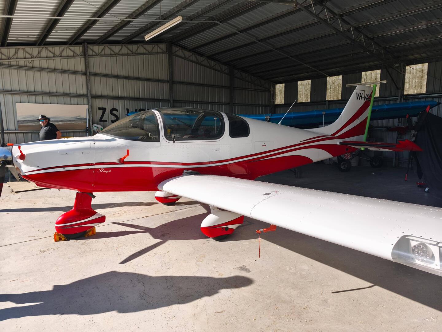 André's selbst zusammen gebautes "Baby"🛩️