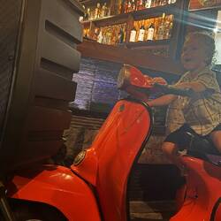 Soirée warung de luxe et musique live... Très bon groupe et délicieuse soirée 😋