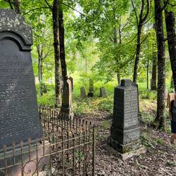 Ein verlassener jüdischer Friedhof