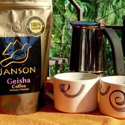 An exclusive Panamanian coffee: Geisha Coffee.