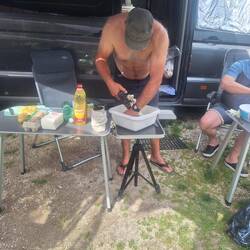 Flotte Lotte mit Unterstützung eines Akkuschraubers