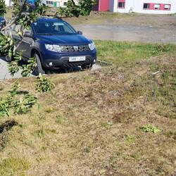 Auto steht bereit zur Abfahrt