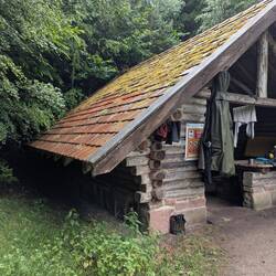 Die Hütte mit 5 anderen HT Wandernden