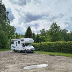 Hier stehen wir heute