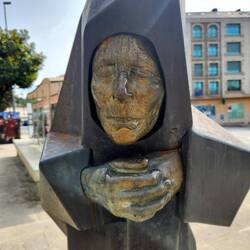 In the town of Sigüero.