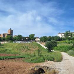 Entering Azqueta