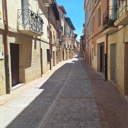 So glad to arrive in Los Arcos after 26km