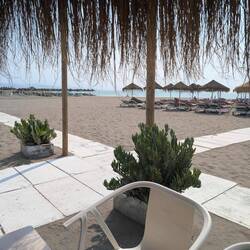 Ausblick vom Chiringuito = Strandpavillon