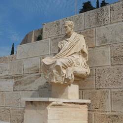 Dionysos ...