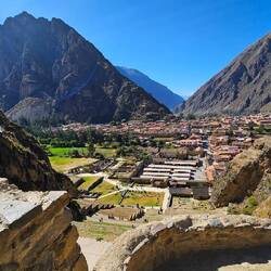 Blick vom Tempel in die Stadt.