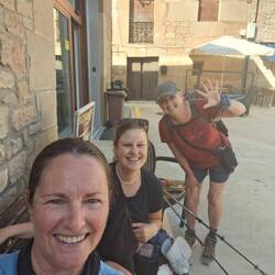 Morning tea stop! With Anna (Germany) + Martha (Quebec)