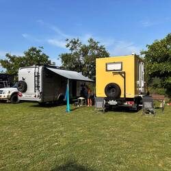 scheint ein Geheimtipp zu sein, keine"weisse Ware" hier