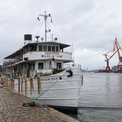 Dieses Schiff wird ab morgen unser Zuhause sein