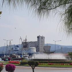 Volos - Blick auf das Hafenbecken