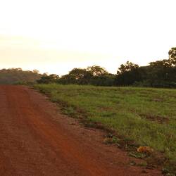 Übernachtungsplatz am Ende der Landebahn