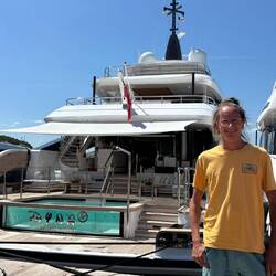Ein Mann und (leider nicht s)ein Boot
