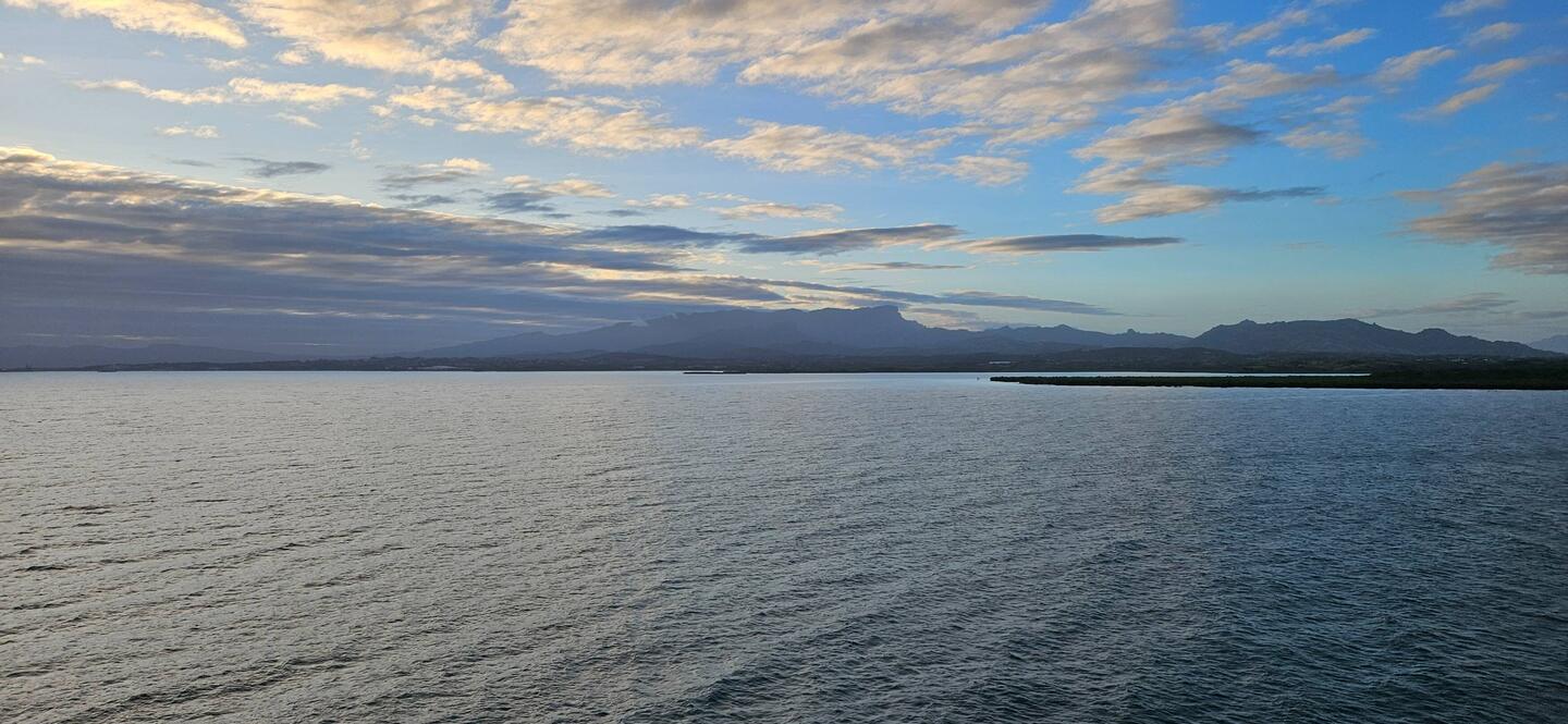 Sailing in to Lautoka.