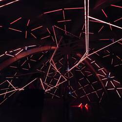 In einigen Kugeln gibt es tolle Licht-Animationen