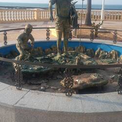 Schöner Brunnen ohne Wasser😉