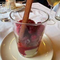 Desert - Framboise and Pistache