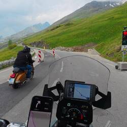 Rote Ampeln gelten anscheinend nicht für Vespas