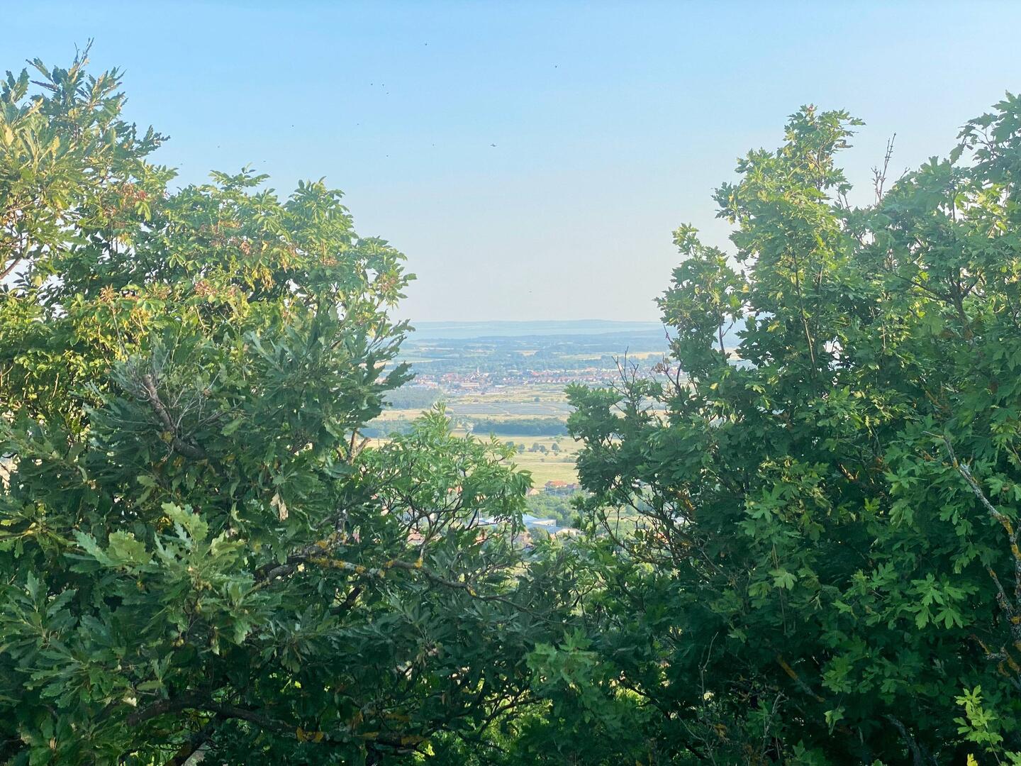 Da hinten ist der Balaton