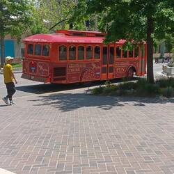 Fin gammel sightseeing-bus