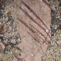 Am Wegesrand die interessantesten Steinformationen