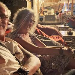 Soirée pouf, (très appréciées en Asie !! 🤭🫣🤪)