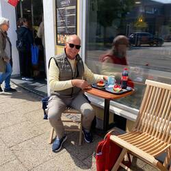 Das hat Kurt heute vetdient🎂😎 Am Abend gibts zur Feier des Tages ein Fondue 😀