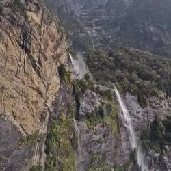 Waterfalls Milford Sound cruise