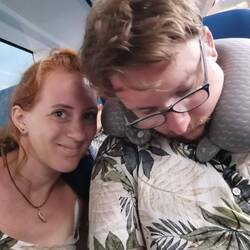 Die Fähre schaukelt Paulchen in den Schlaf.