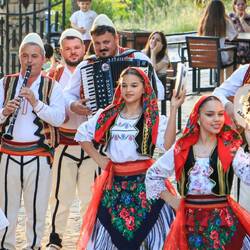 Folklore (war für eine Reisegruppe, für uns gab's das dann umsonst 😅😌)